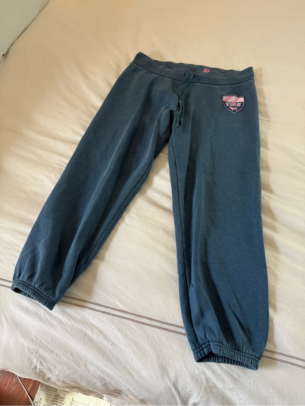 Vintage‎ Y2K Victoria Secret Pink Capri Joggers 2006 Release